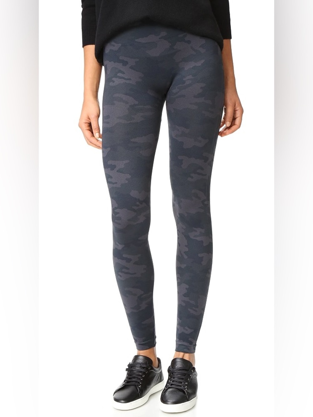 Spanx Look At Me Now Seamless Camo Leggings Size Large